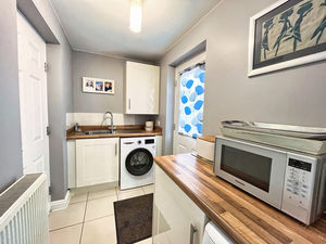 Photo 10- click for photo gallery